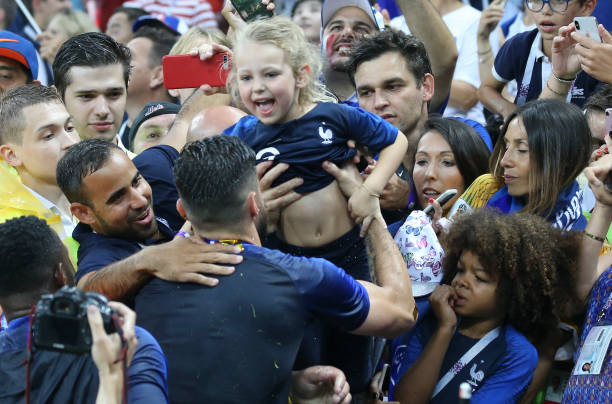 消息发人深 消息发人深